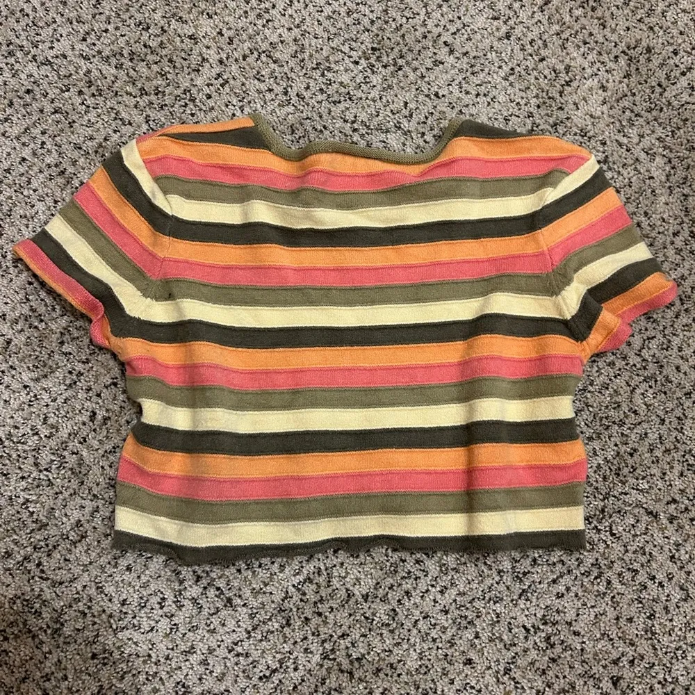 Talbots Orange and Green Fitted Crop T-Shirt - Image 3