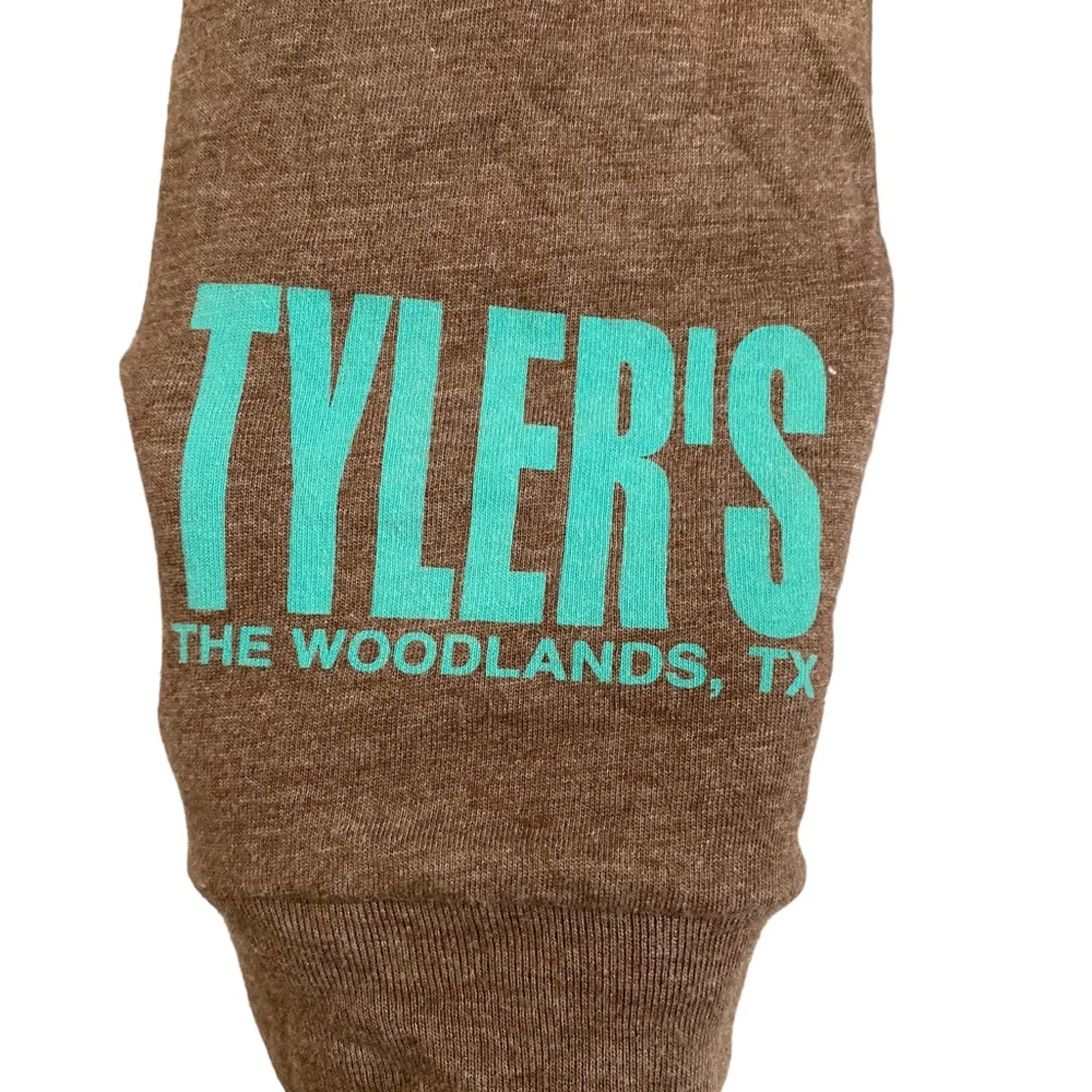 Tyler’s The Woodlands Brown Long Sleeve Tee Shirt Sz M Size M - Image 3