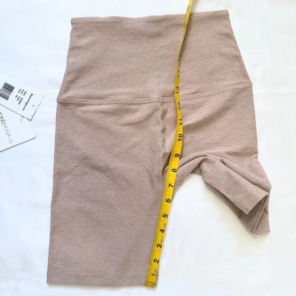 NWT  Spacedye Keep Pace Biker Short - Chai - XS - Image 13