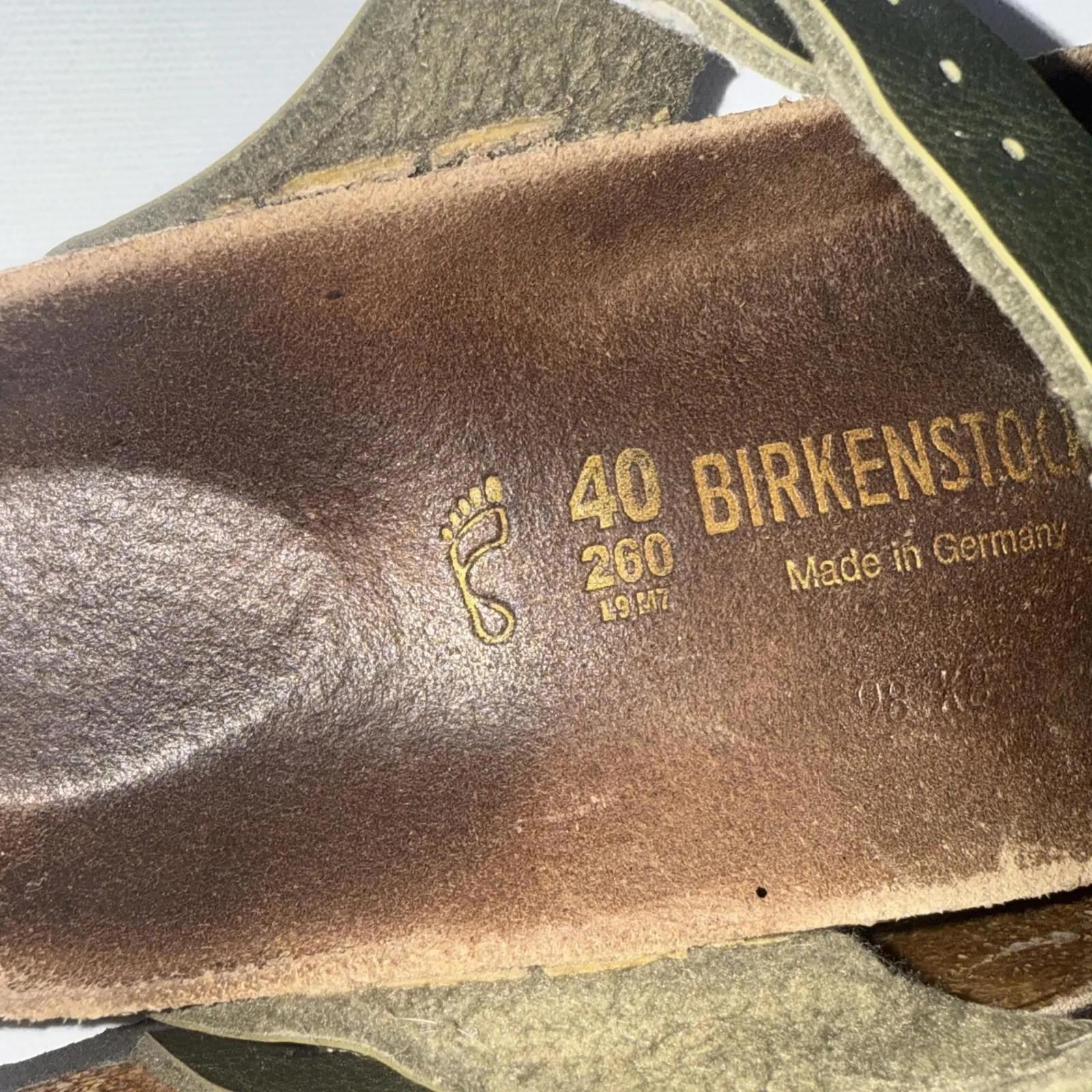 BIRKENSTOCK Gizeh Green Metallic Gorpcore Boho Thong Sandals Size 40 - Image 3