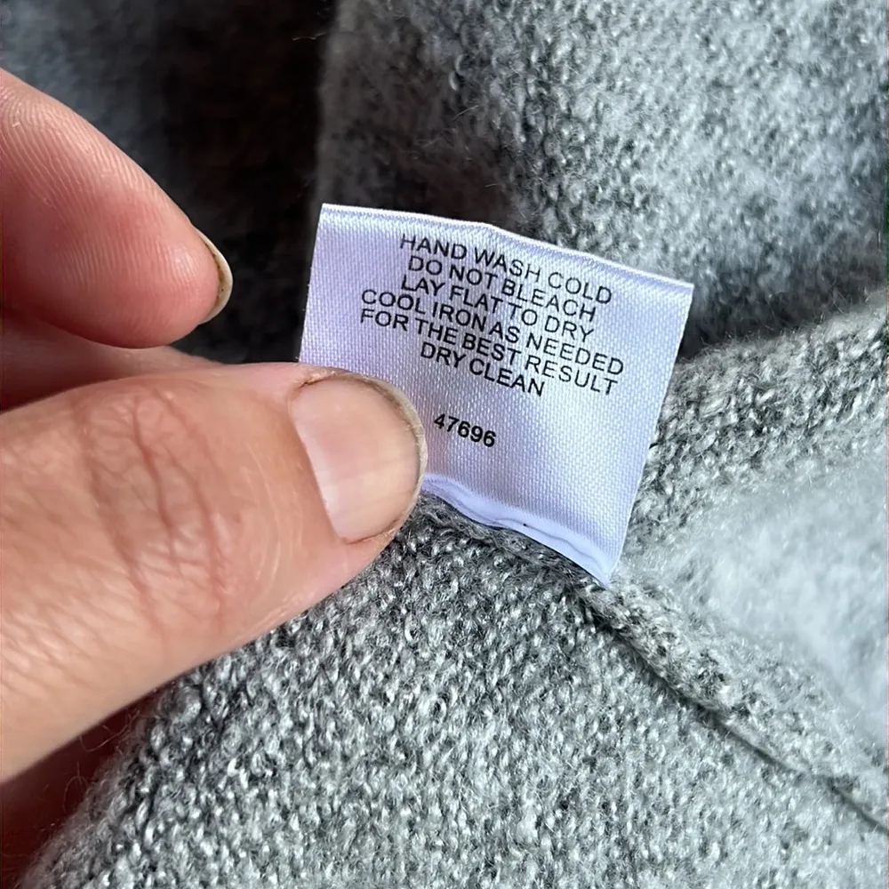 Romeo + Juliet Couture Sweater Dress - Image 13