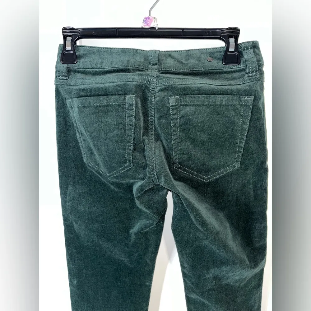 Cabi Soft Ribbed Corduroy Velvet Emerald Green Textured Fitted Skinny Jeans Sz 0 - Image 11