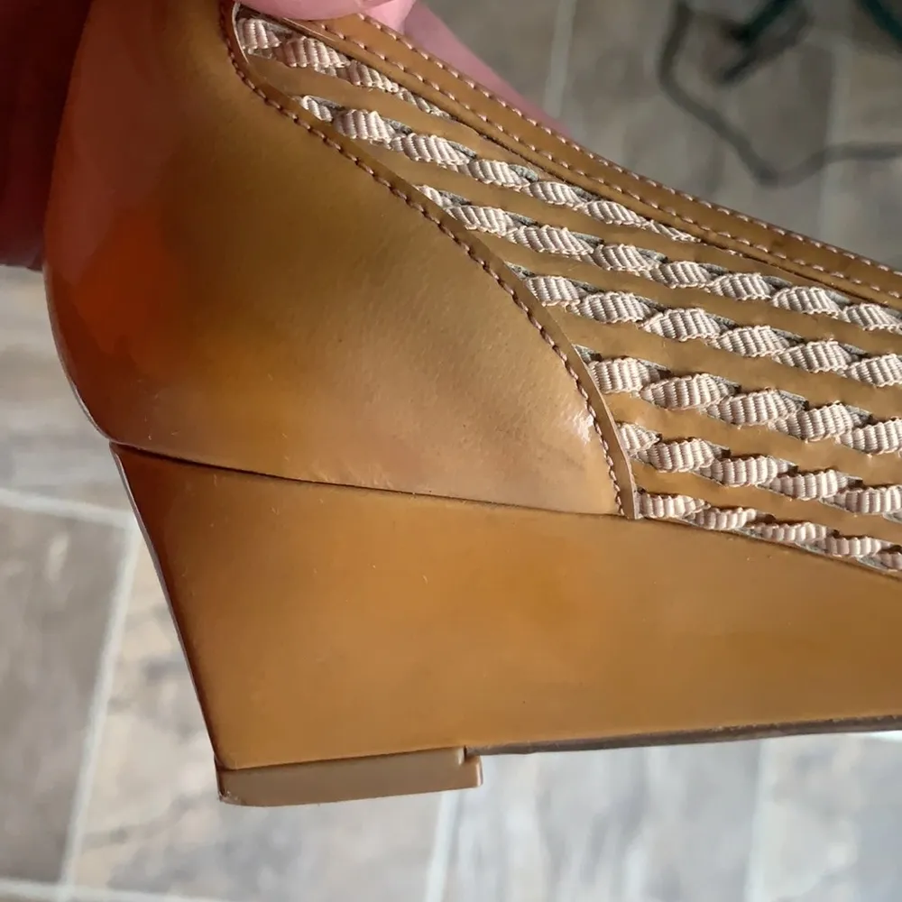 Stuart Weitzman Butterscotch Wedge Heels Size 6.5 - Image 11