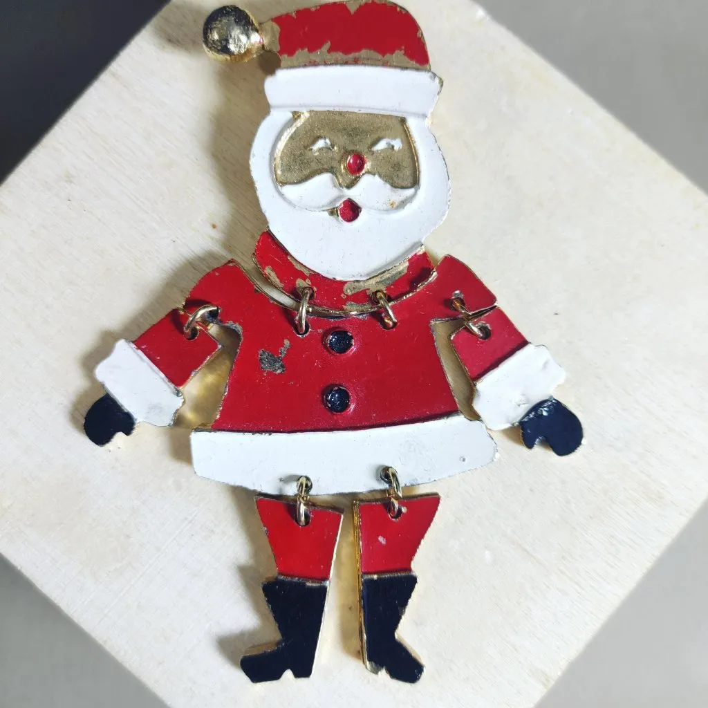 1950 Articulated Santa Claus Enamel Pin Brooch Vintage Gold Tone Metal Christmas Red - Image 8