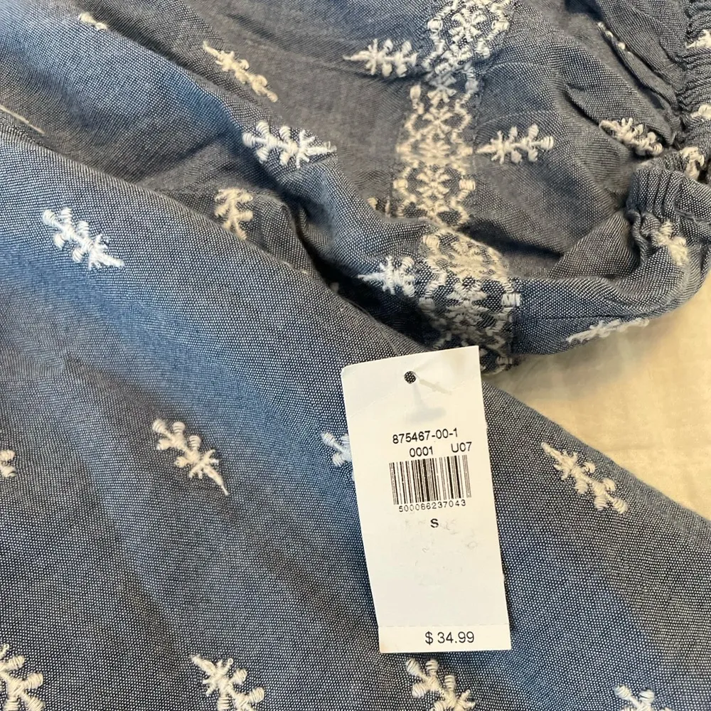 OLD NAVY Puffed-Sleeve Embroidered Poet Swing Blouse Size S NWT - Image 7