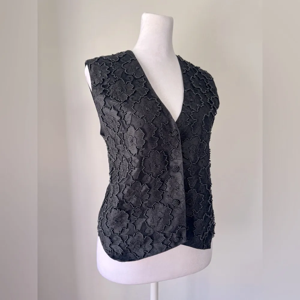 Vintage ‘90s Effeci Black Lace Floral Print Beaded V - Image 3