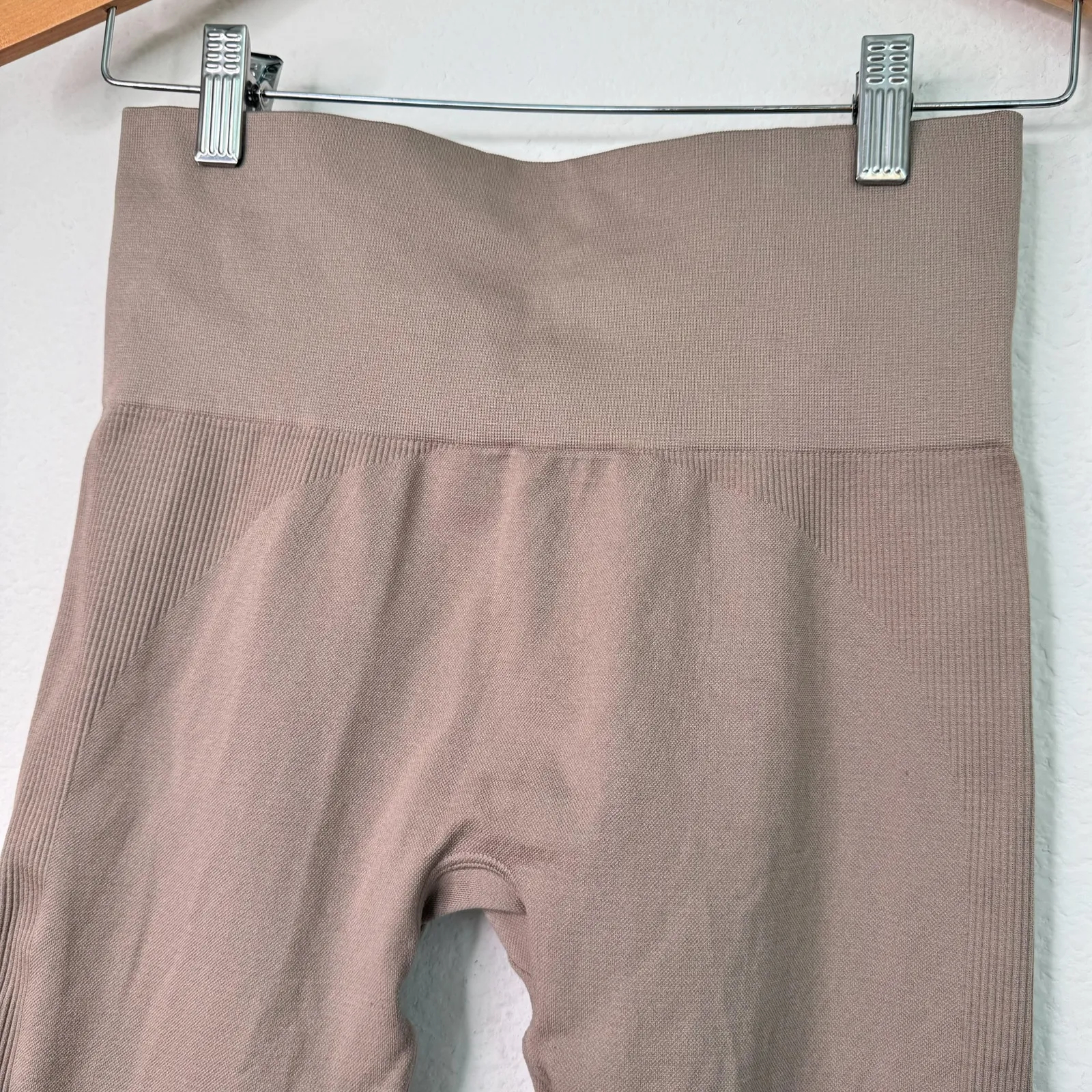 SET Active Beige Leggings - Image 7