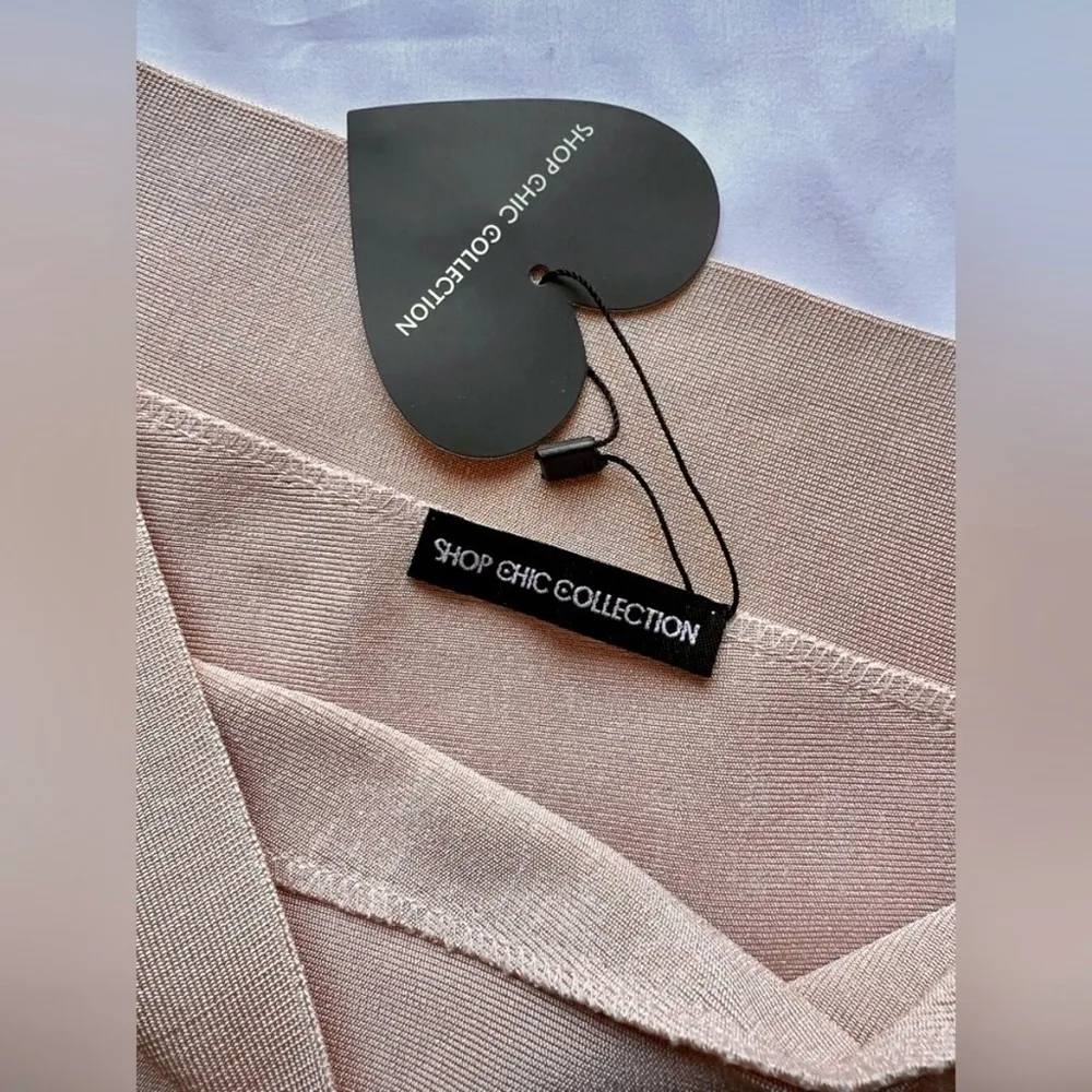 Boutique  Blush Pink Ribbed Pearl Co Ord Set - Image 3