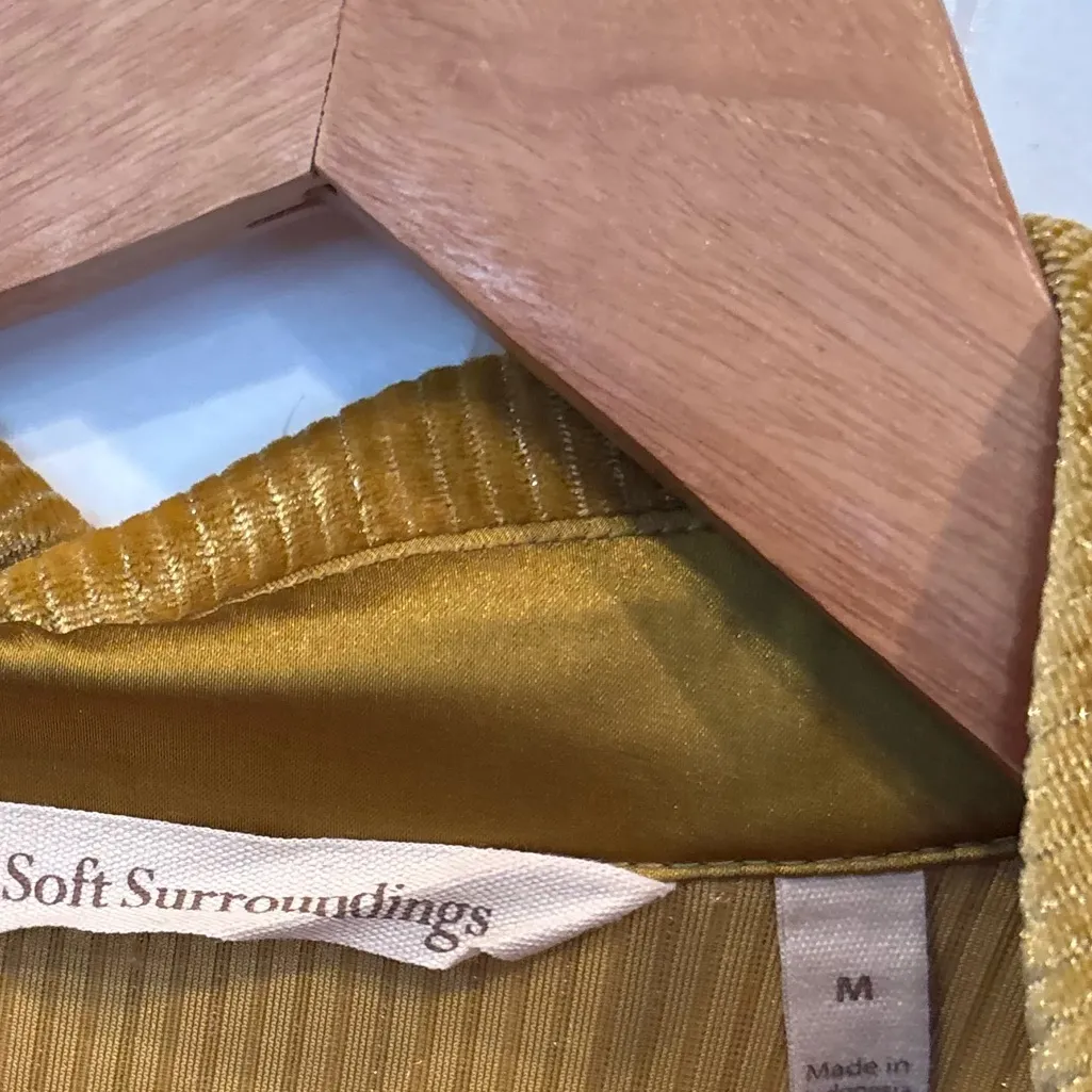 Soft Surroundings  Gold Button Down Tunic Top‎ Size Medium - Image 4