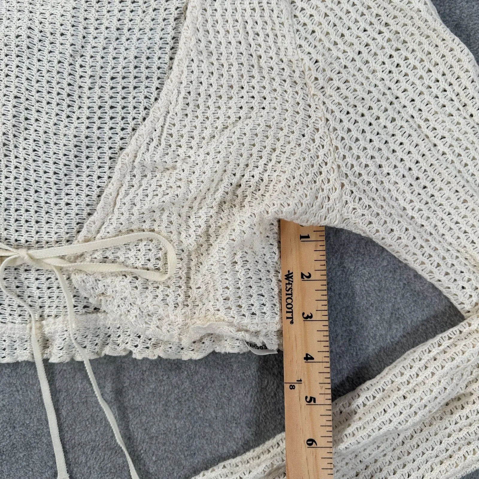 Bershka Crochet Knit Cropped Tie Front Top Size Medium Beige Boho Ruffle Hem - Image 7