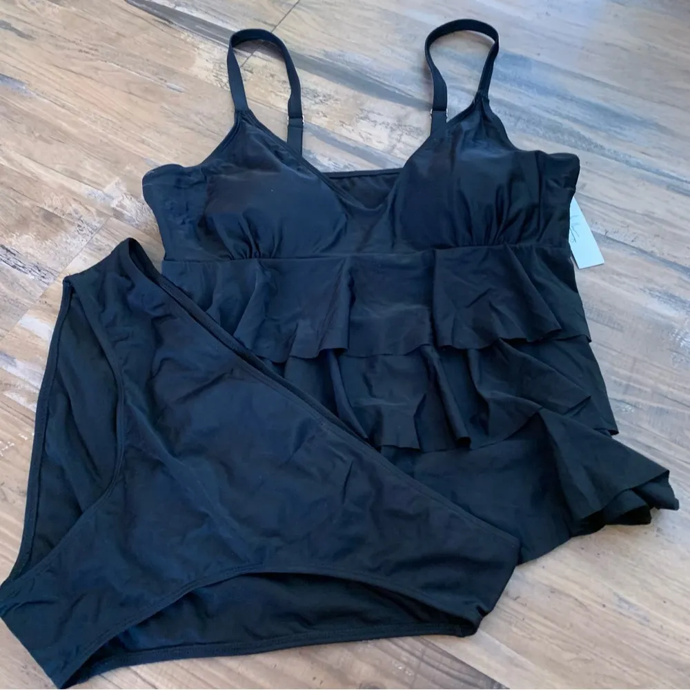 Nicole Miller Women's Ruffle Tier Tankini Swimsuit Top Bottoms Black 3X Rtl $196 - Image 3