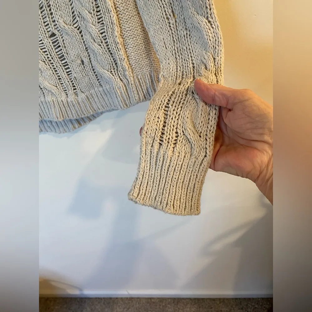 Crop Deep V-neck Sweater Small Light Gray - Image 4