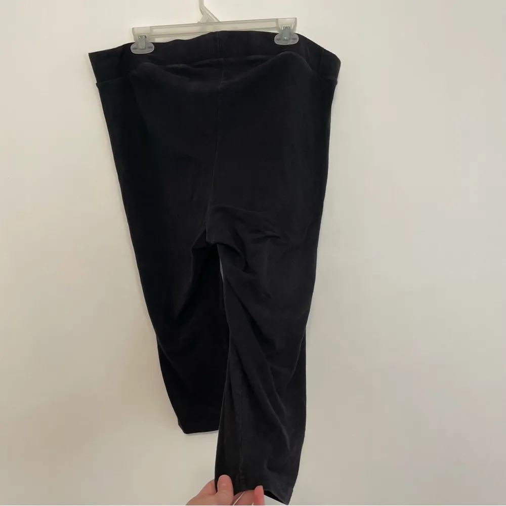 TORRID 3 Plus Size Capri Leggings Black Pull On Elastic Waist Cotton Capris 3X - Image 12