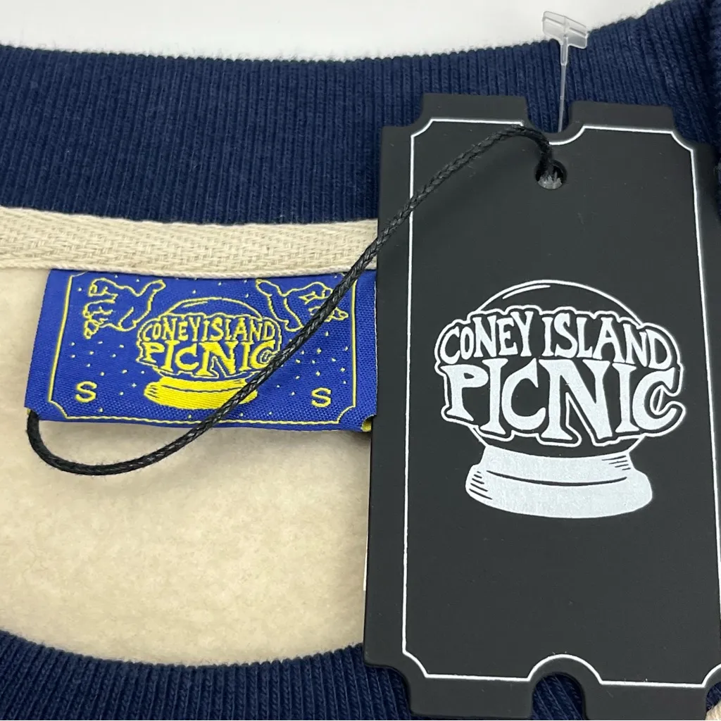 Coney Island‎ Picnic Theater Company Graphic Sweatshirt Womens Small Cream NEW Red - Image 2