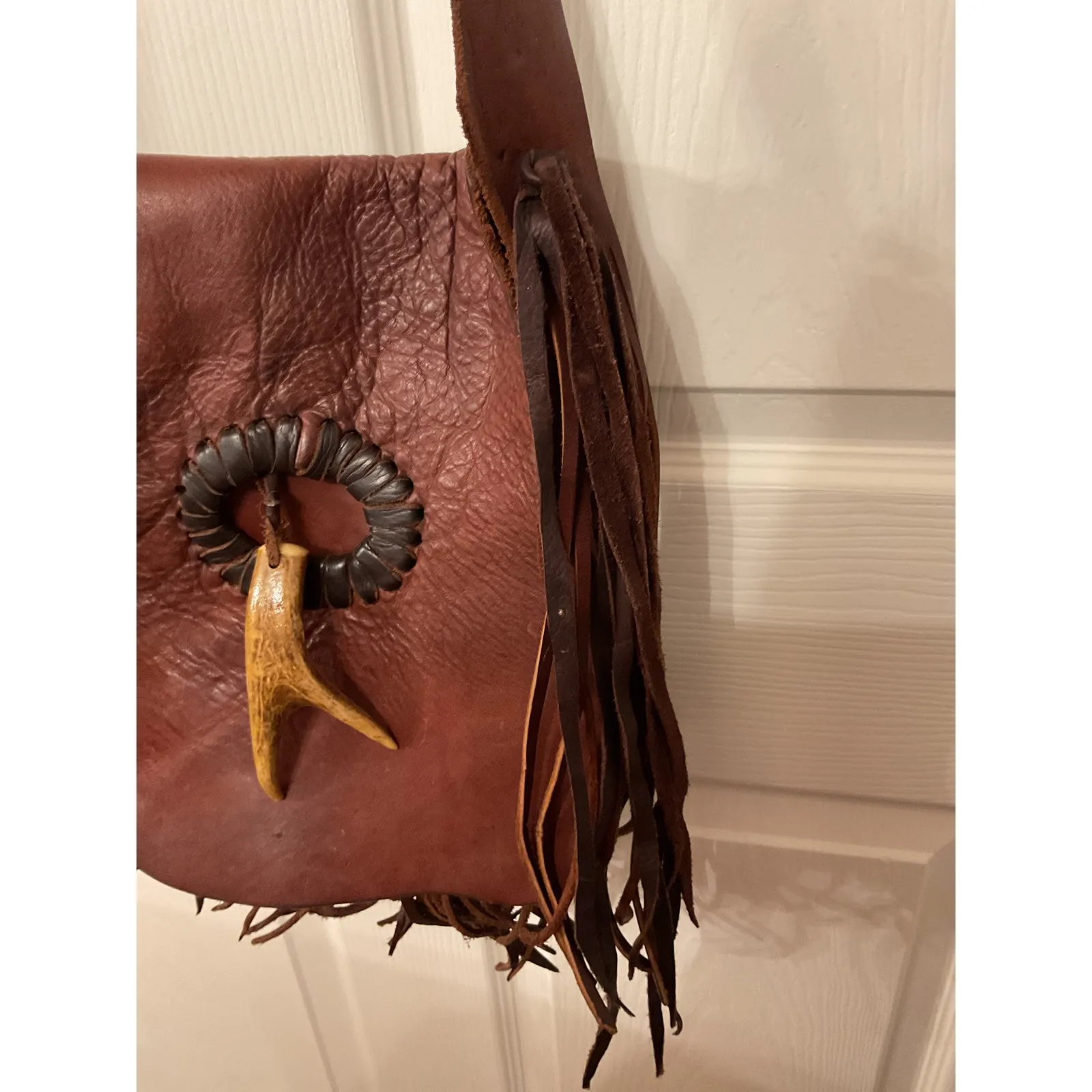 Large Jimmi WZ Natural Leather Handmade Western Fringe Messenger Crossbody Bag - Image 5