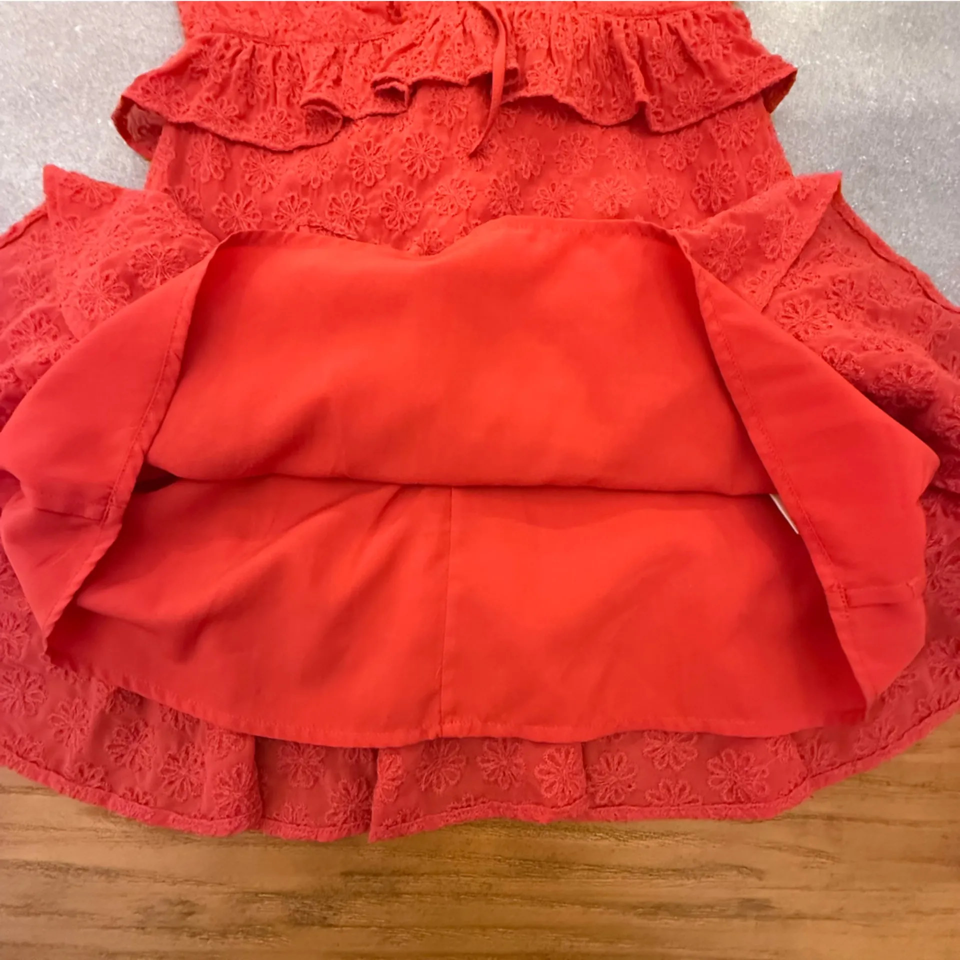 Lovers + Friends Dean Mini Dress Tomato Red Eyelet Tiered Ruffle Small - Image 5