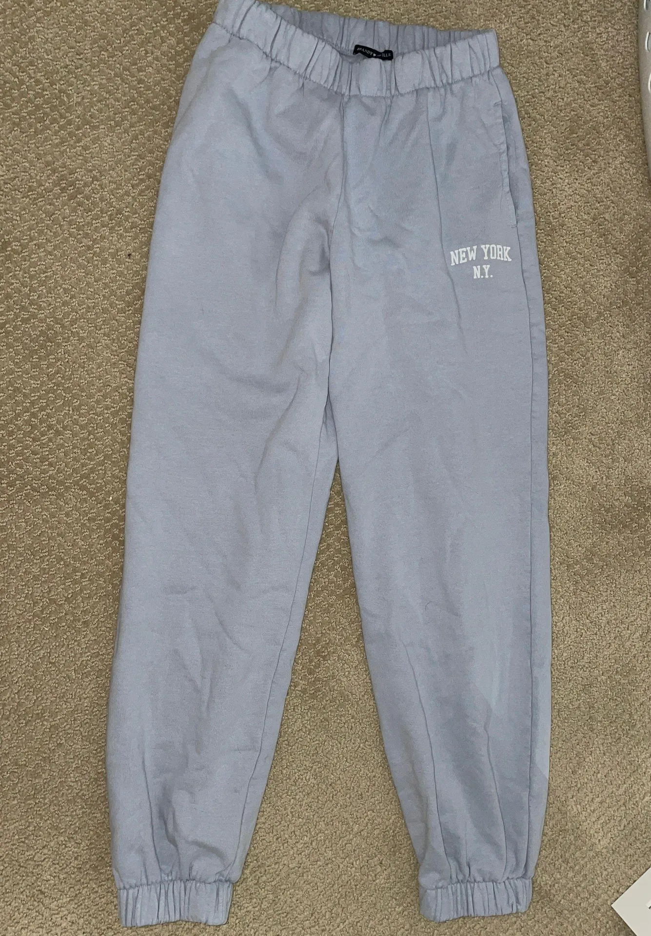 Brandy Melville New York Sweatpants - Image 2