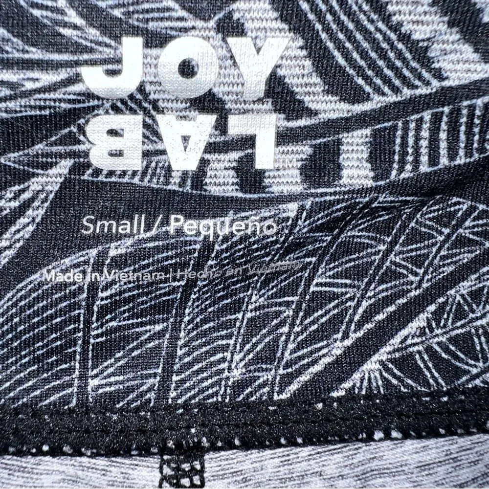 JoyLab Women's Floral Print Cropped Leggings in Black and White Size S - Image 7