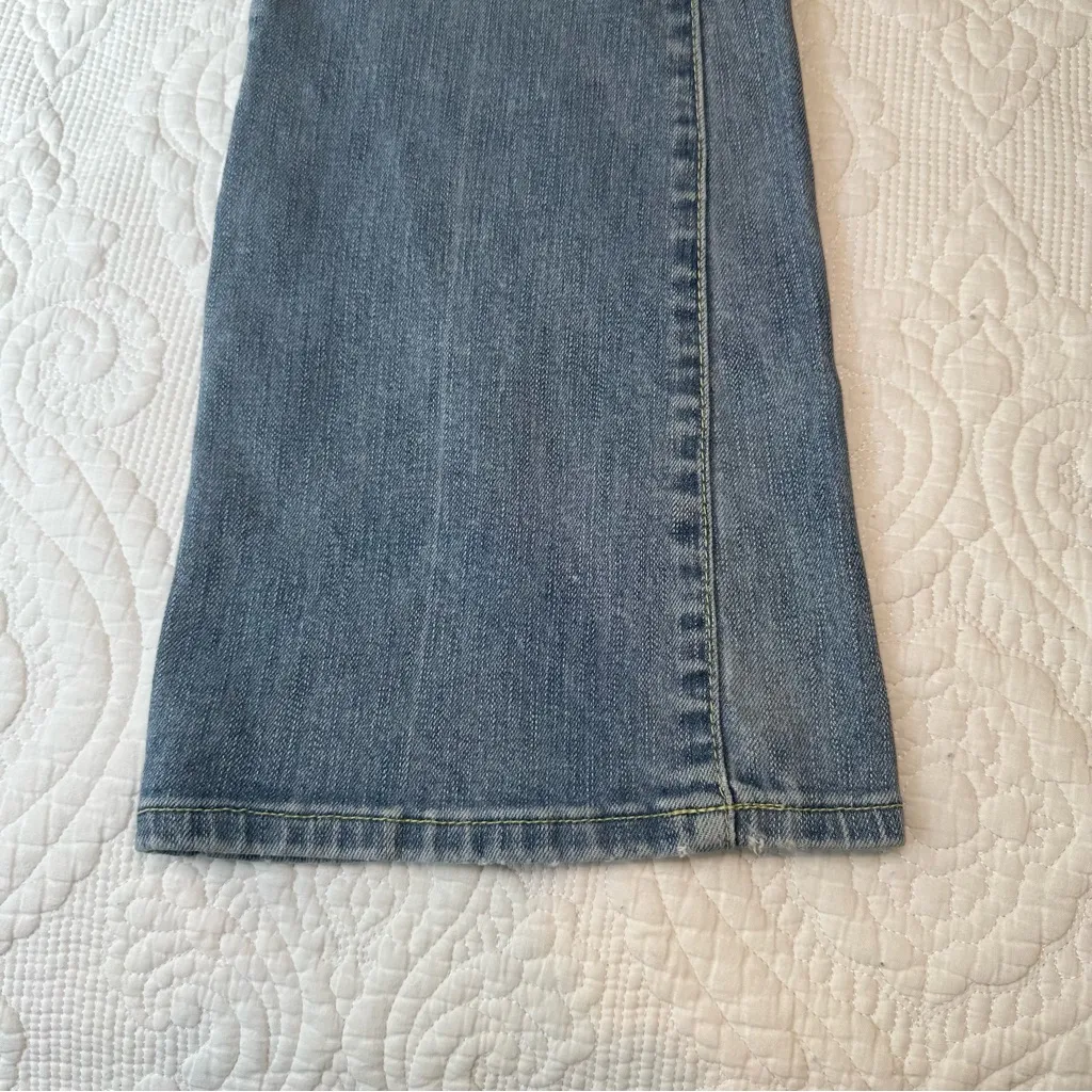 Arizona Jean Company Y2K Low Rise Flare Jeans. Light Wash. Size: 5. - Image 2