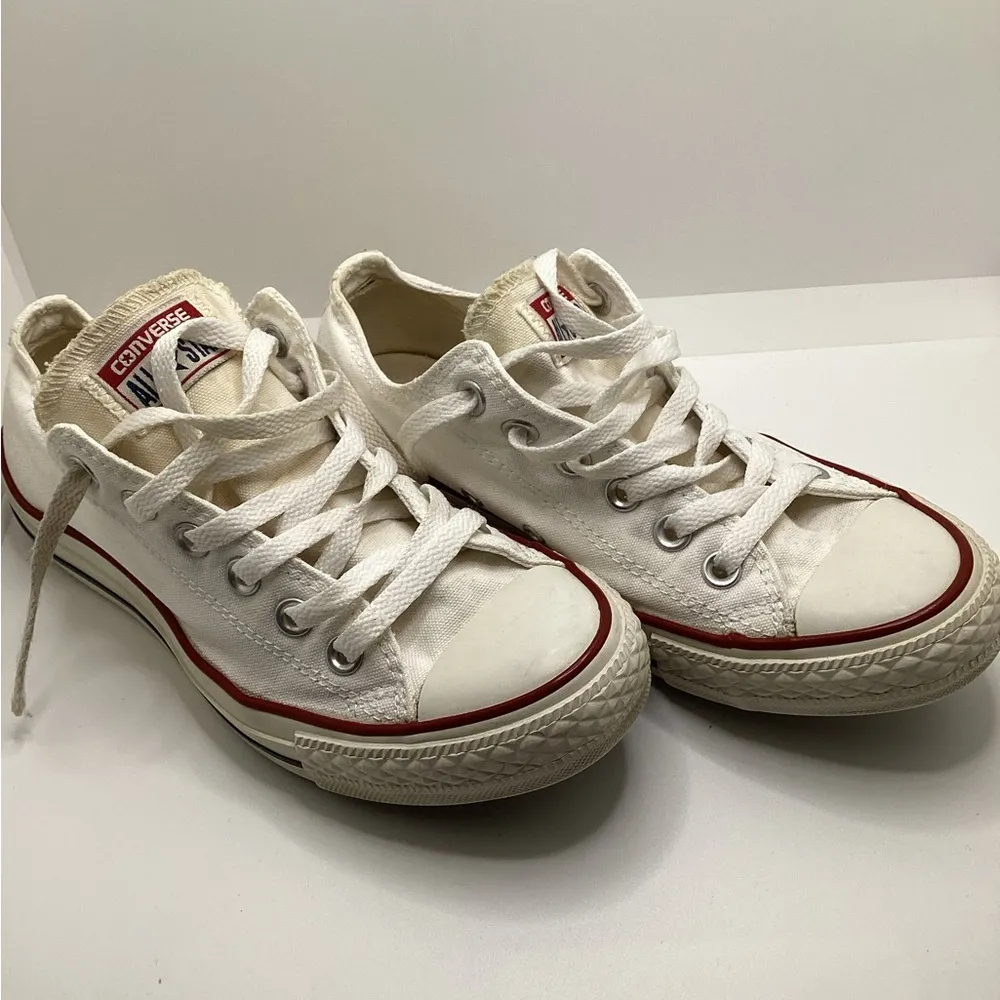 Converse low tops. Size 7 W. Size 5 men - Image 12