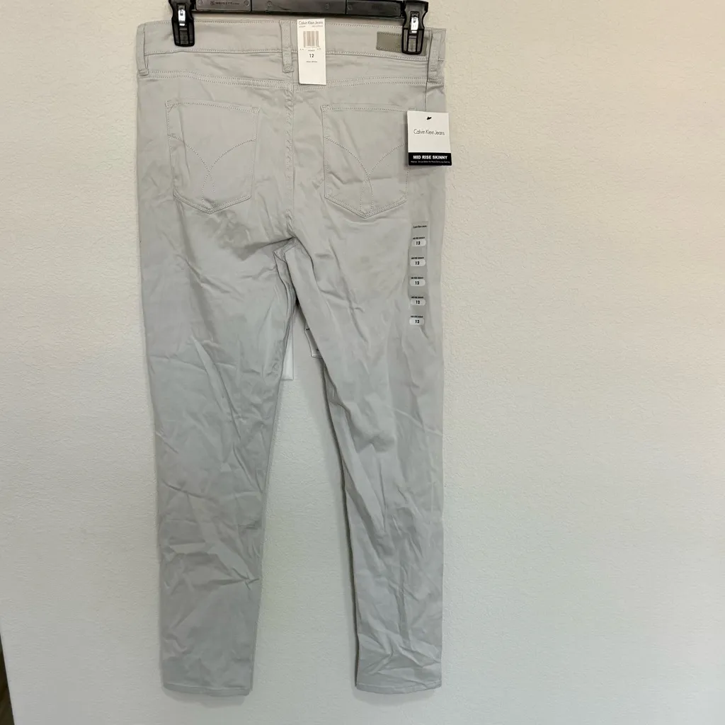 Calvin Klein Jeans Midrise Skinny Sateen Soft Pants Light Gray Captivate Size 12 - Image 5