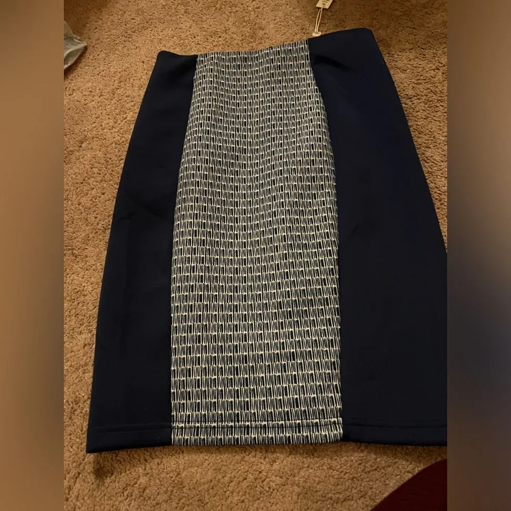 NWT daisy Fuentes pencil skirt small - Image 3