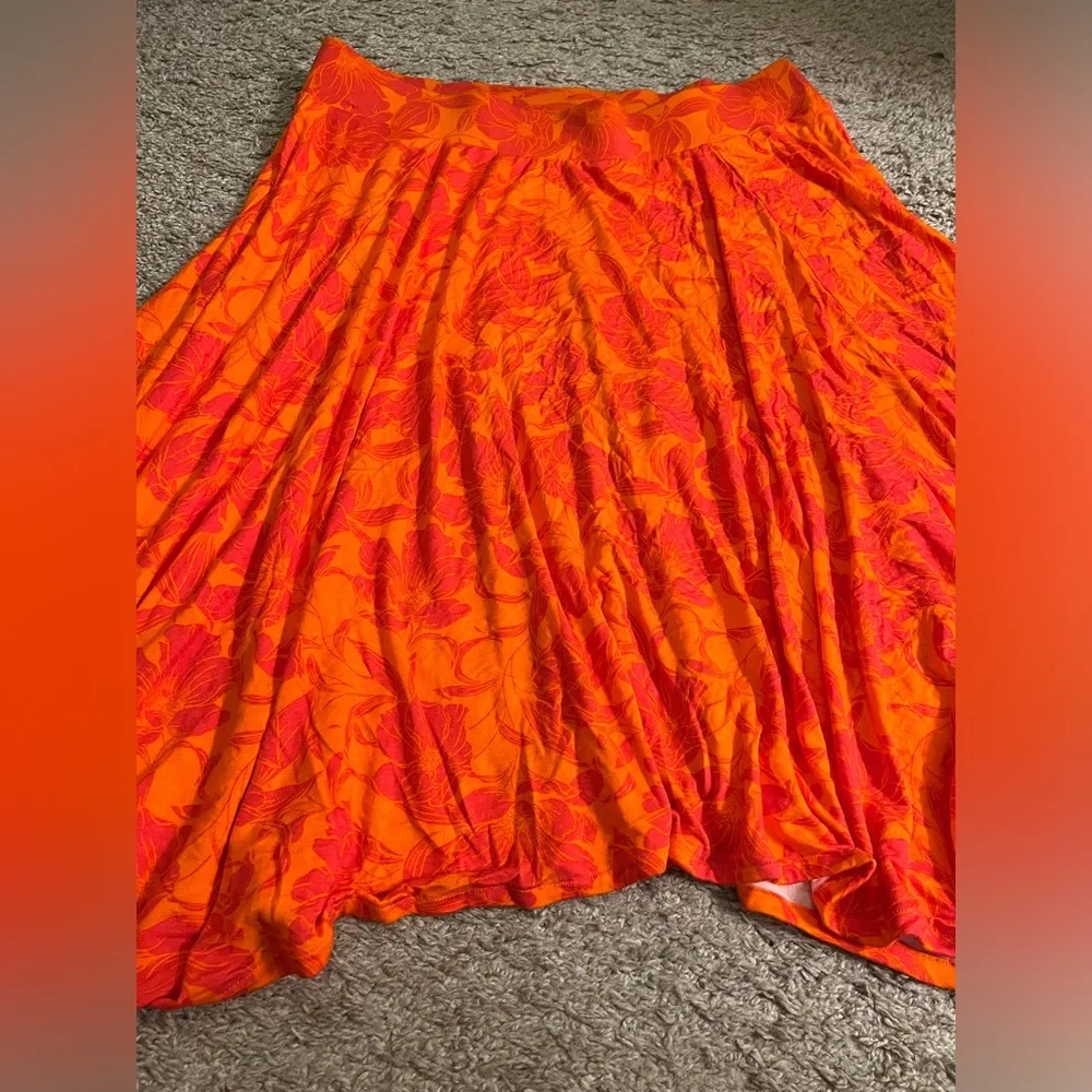 Torrid Handkerchief Hem Super Soft Floral Orange Maxi Skirt - size 0 - Image 7
