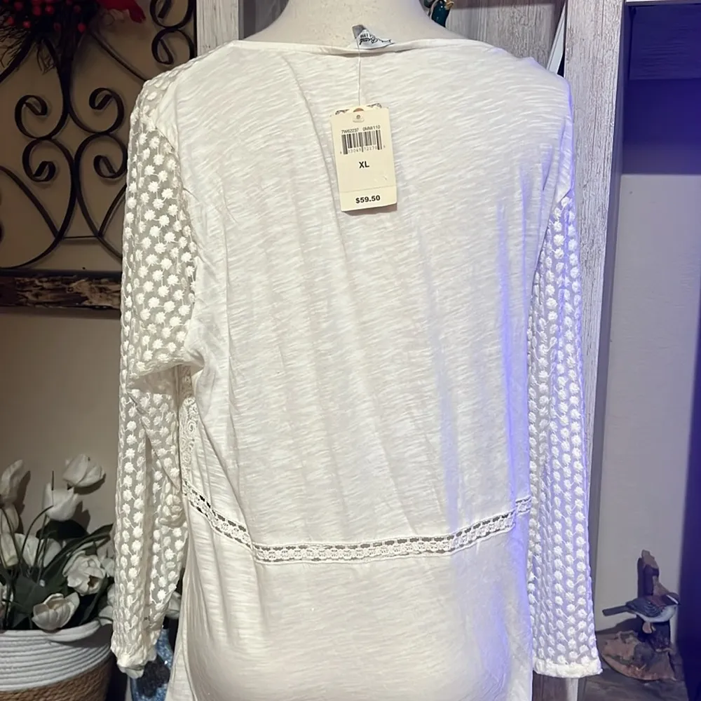 Lucky brand, mixed lace, crewneck, long sleeve top NWT women’s size XL - Image 5