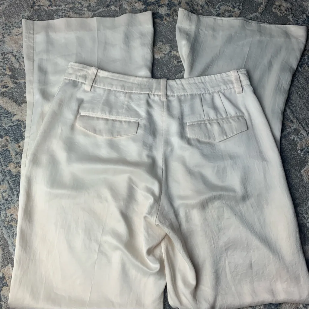 Theory Cream Wide-Leg Pants - Image 8