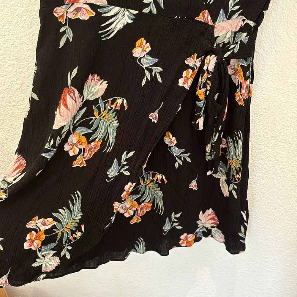 Mahina  Floral Wrap Dress - Image 2