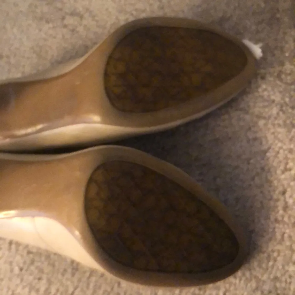 Calvin Klein nude pumps - Image 5