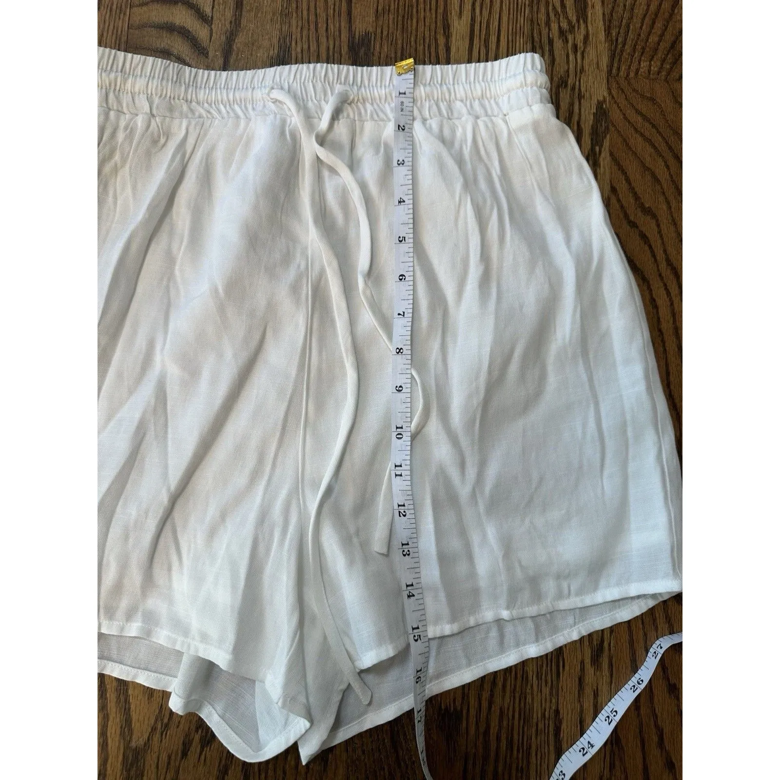 Princess Polly Women's White Lined Relaxed Shorts Sz 4 Beach Summer Coastal Soft - Image 4