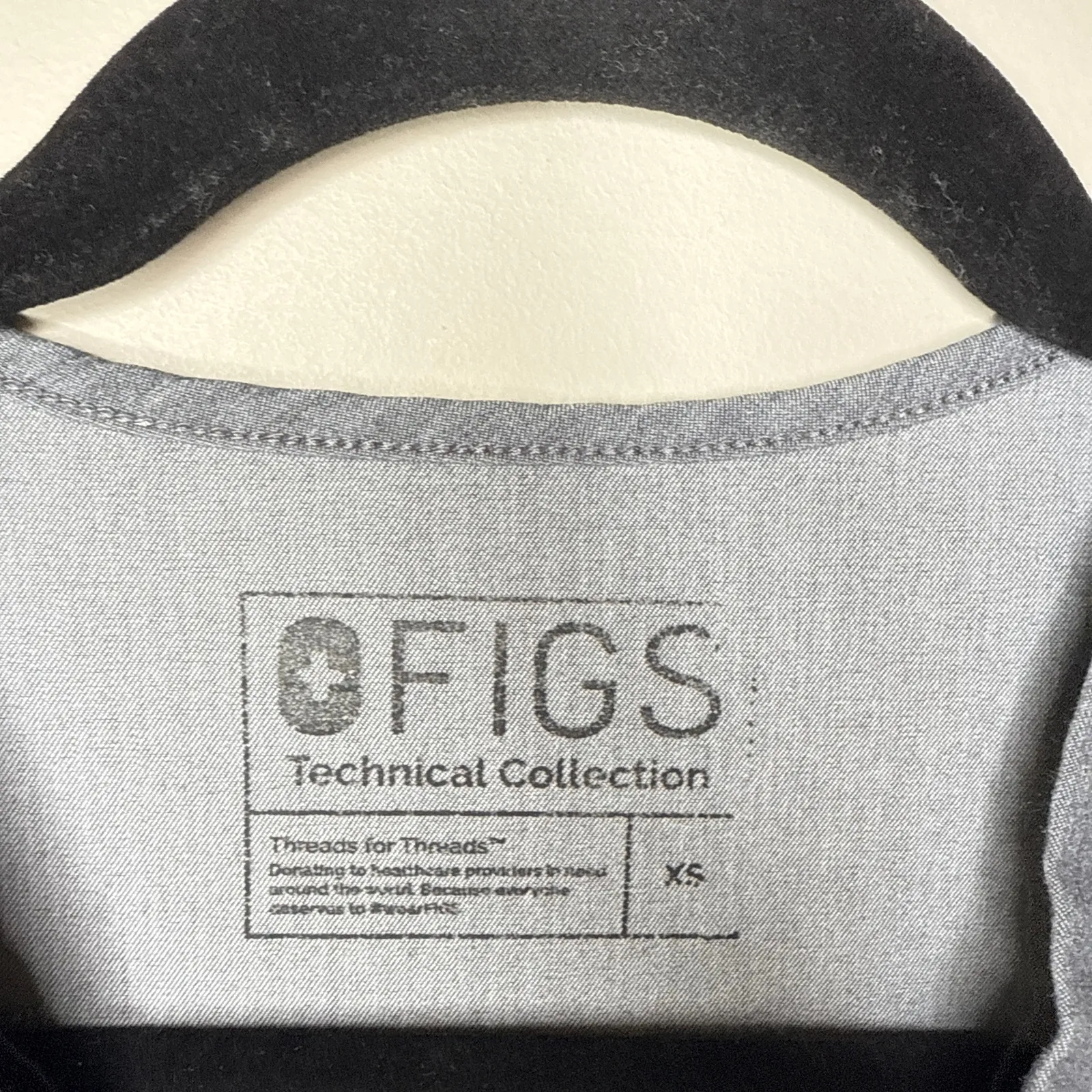 FIGS Women's‎ XS Casma Three-Pocket Scrub Top PO1569 Medical Uniform Healthcare - Image 8