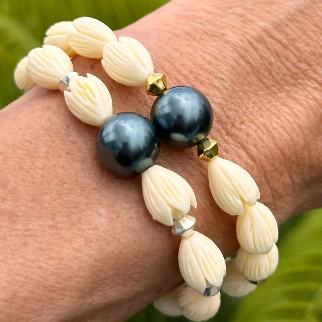Pīkake Flower Shell bead & Swarovski Tahitian Black Pearl Beaded Gold Bracelet Silver - Image 10