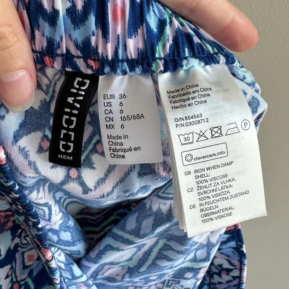 Divided by H&M Bohemian Aztec Geometric Print Neon Mini Skirt, Size 6 - Image 9