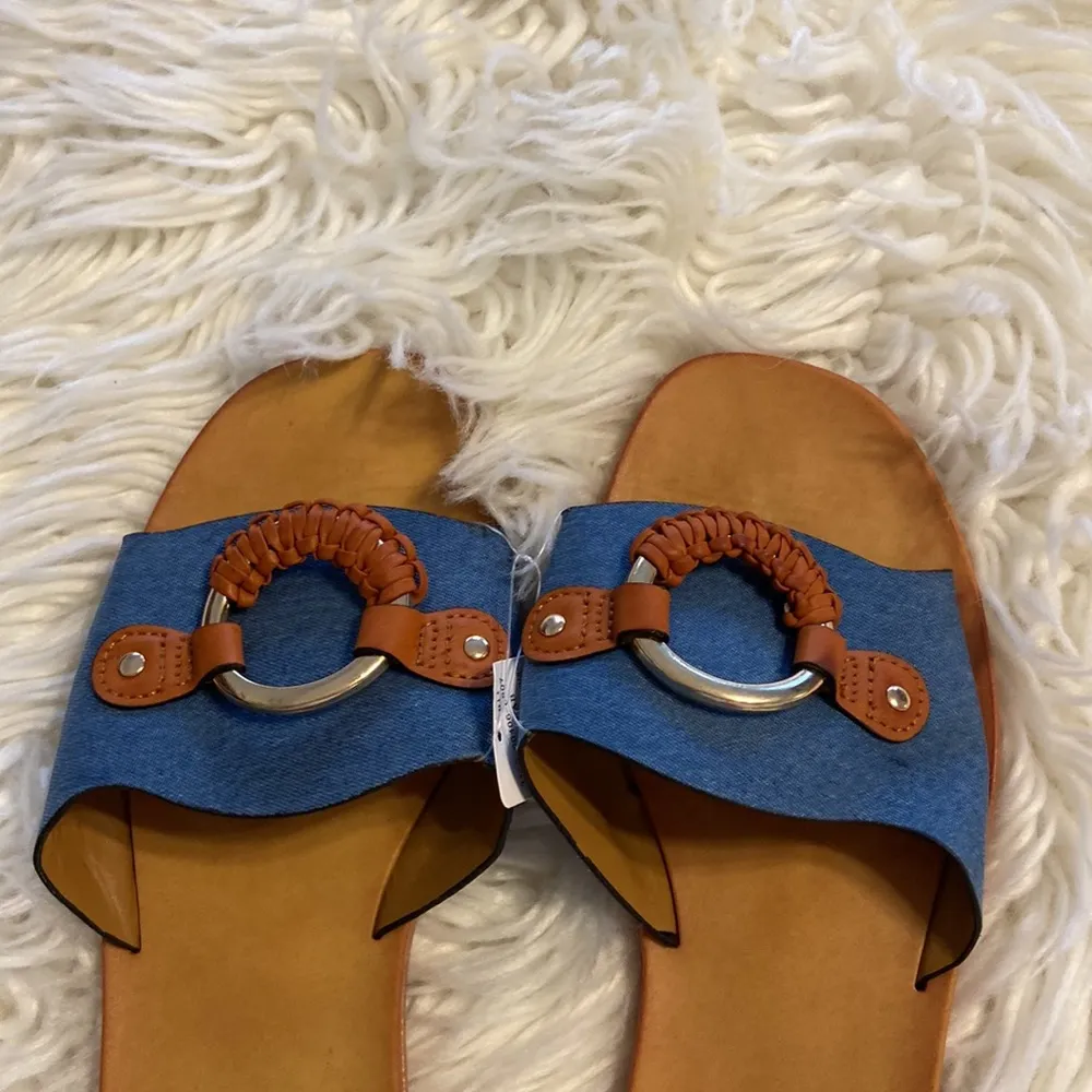 ROUGE Sandals size 10 brand new - Image 12