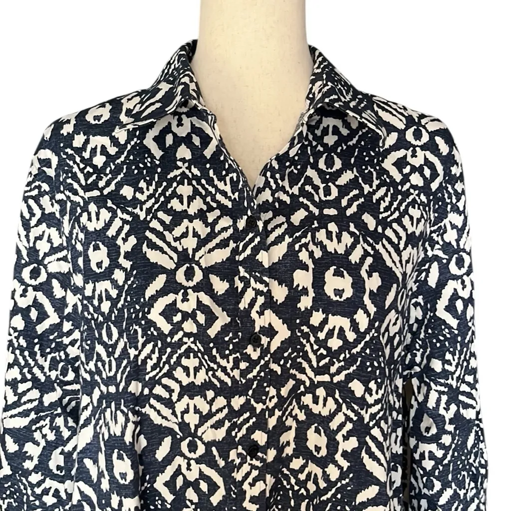 Lauren Ralph Lauren Floral Print Point Collar Long Sleeve Shirt
$125.00 - Image 9