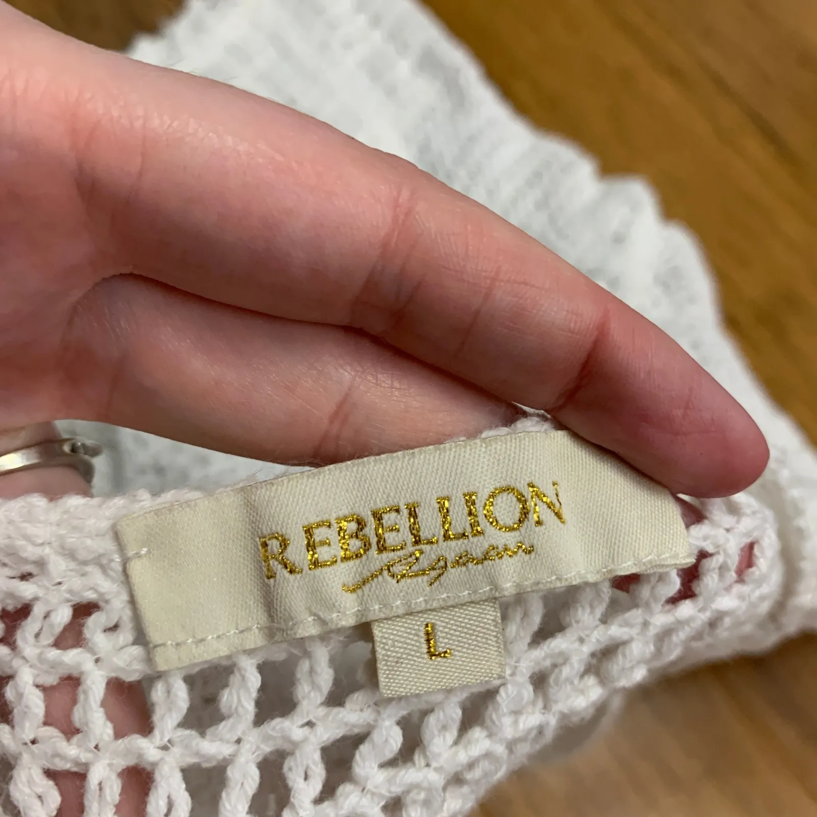 REBELLION White Crochet Button Front Cap Sleeve Cardigan Sweater Top Womens L - Image 5