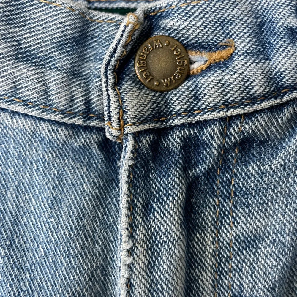 Vintage Wrangler Light Acid Wash Jeans Size 27 / 28 Waist - Image 8