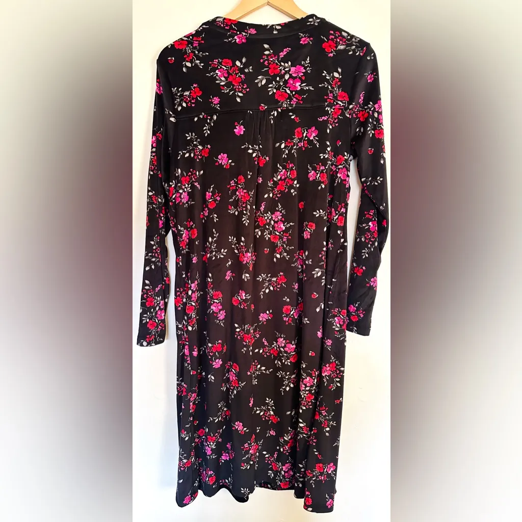 Aria Women's Long-Sleeve Stretch Velvet Nightgown Sz Medium Soft Print Floral - Image 4