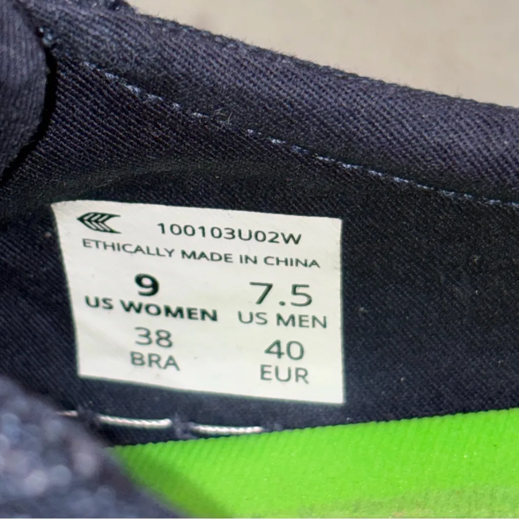 Cariuma Navy Blue Oca Low Top Canvas Lace Up Sneakers Shoes size 9 - Image 10