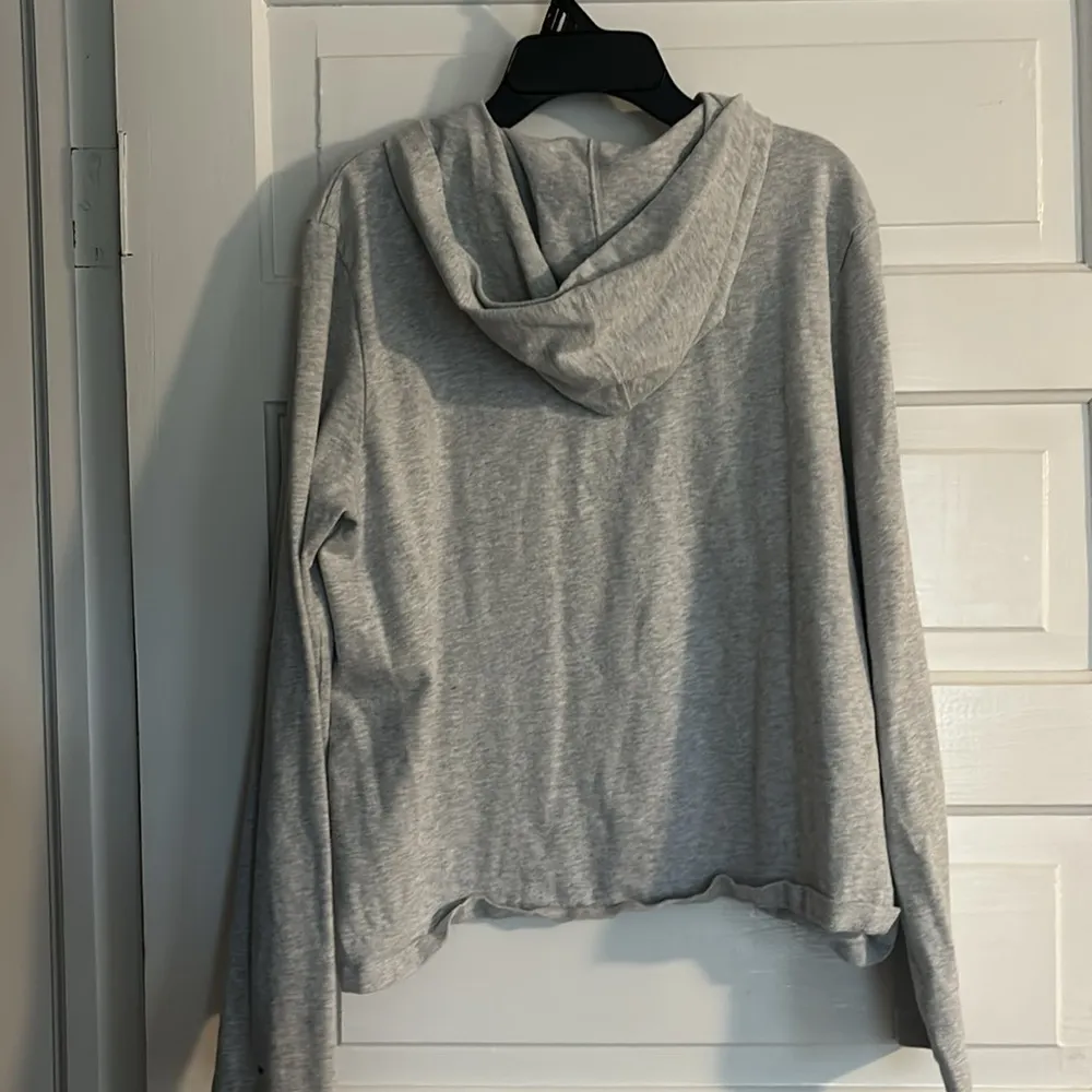 Tommy Hilfiger Hooded Crop Top - Image 4