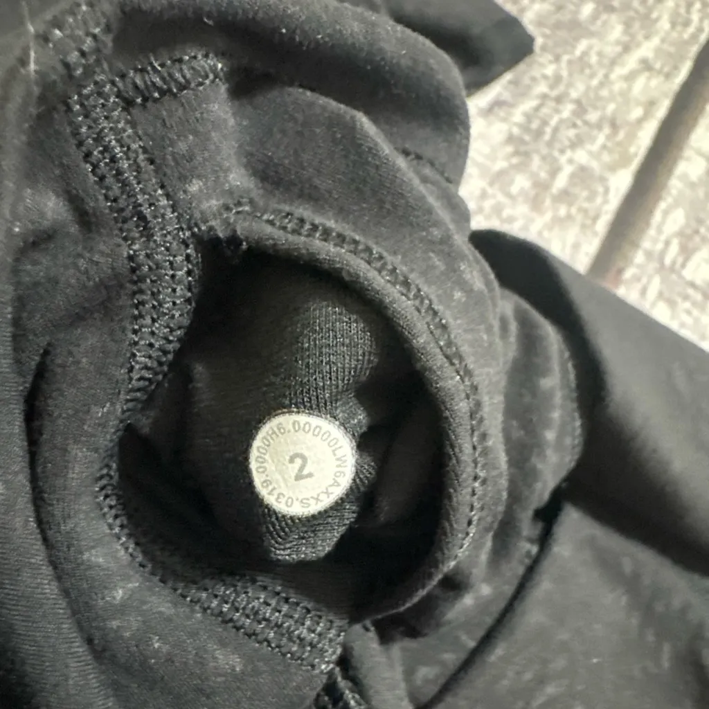 Lululemon Align Emboss Black Crop Leggings - Image 5