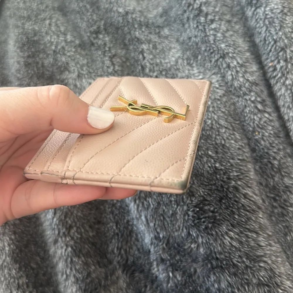SAINT LAURENT YSL CASSANDRE MATELASSÉ CARD CASE IN LAMBSKIN $380 - Image 2