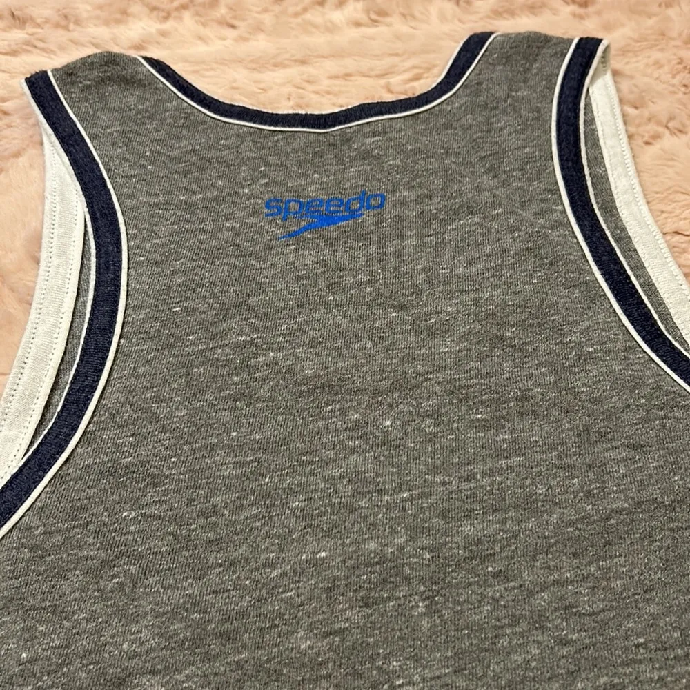 Speedo size m graphic tank - Image 5