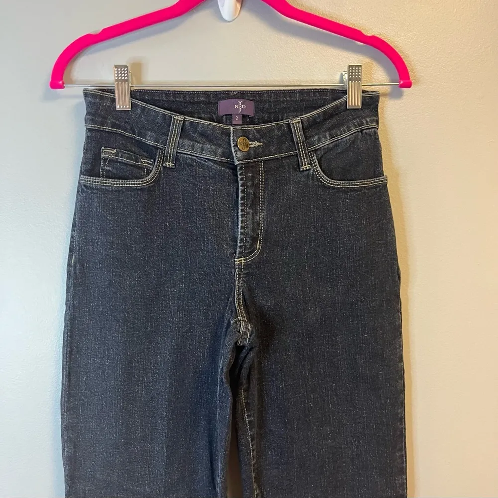 NYDJ Jeans Dark Wash Bootcut Denim Sz 2 EUC 5 Pocket w/ Zipper Fly - Image 2