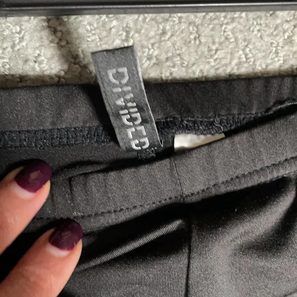 New Divided ruched sides  leggings - Image 7