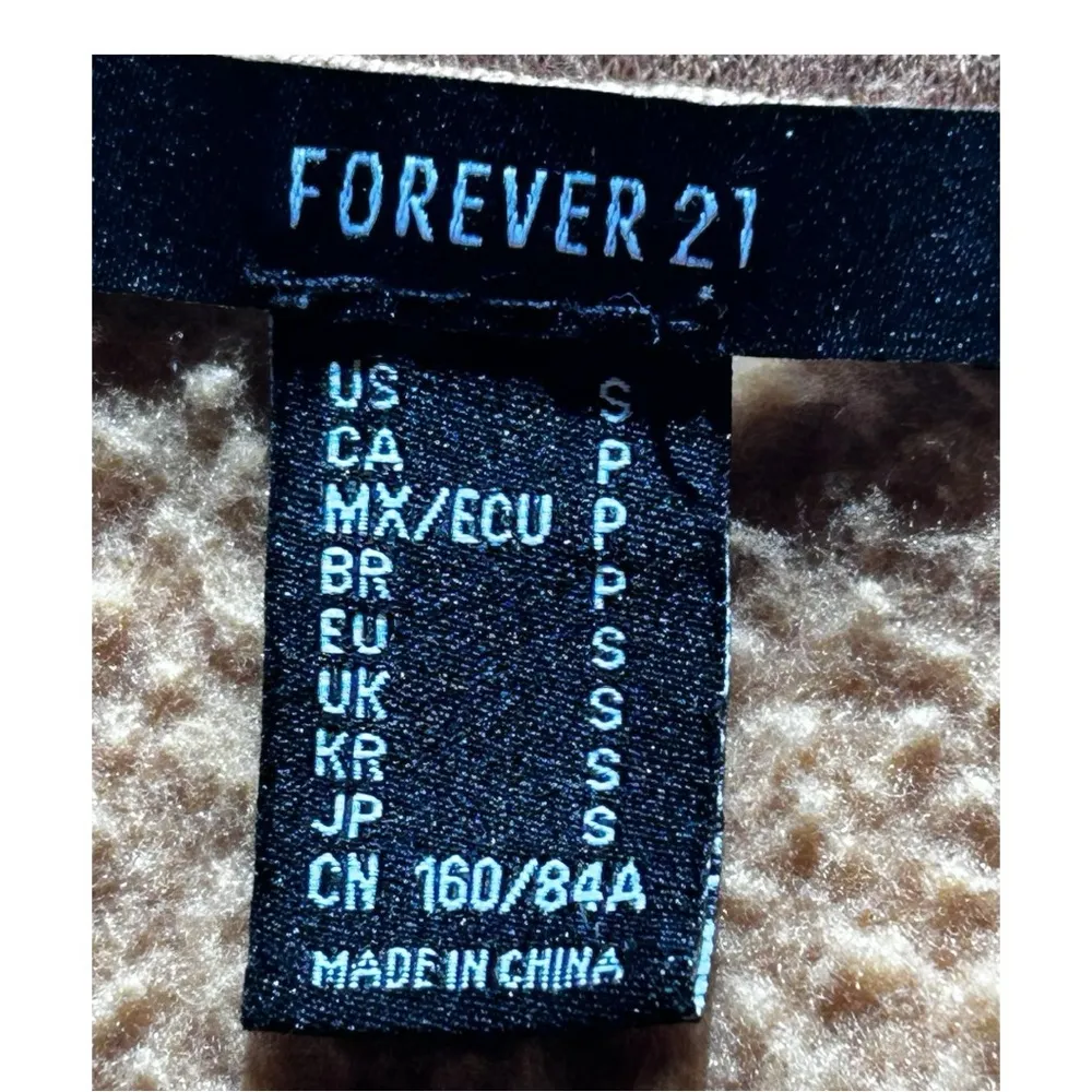Forever 21 jacket - Image 3