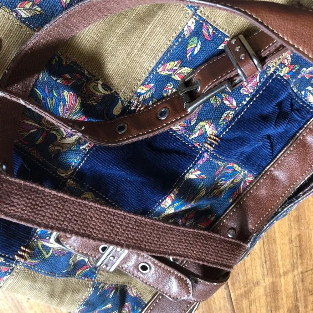 Sakroots Shoulder Bag - Image 7