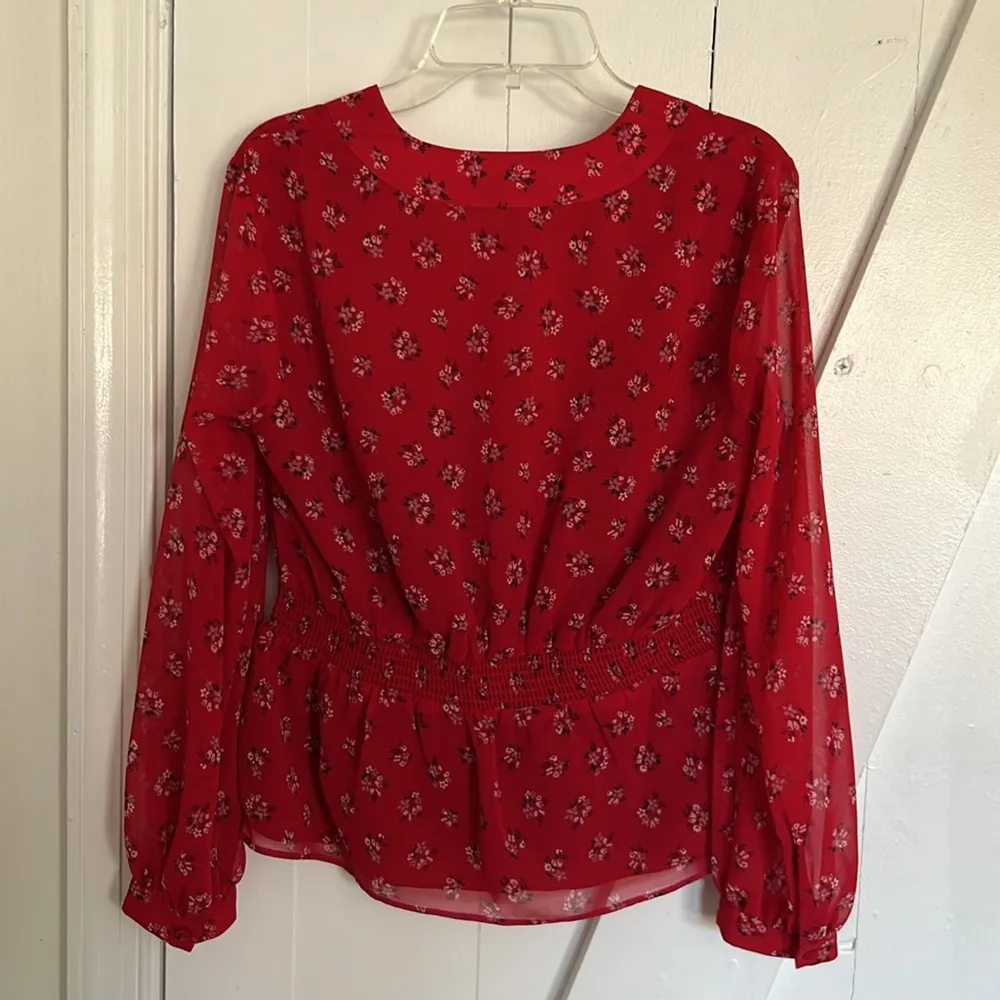 Madewell V-Neck Button Down Top in Little Lilies Red & Black Size XXS - Image 8